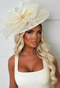Cosmo Chic Cream Floral Bow Detail Fascinator