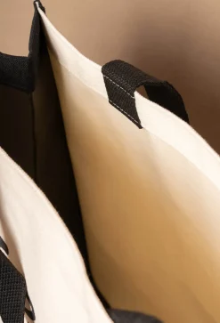 Highest Standards Natural Pattern Detail Tote Bag