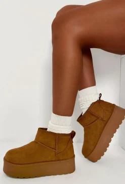 Slay On The Slopes Chestnut Platform Faux Fur Lining Cosy Boot